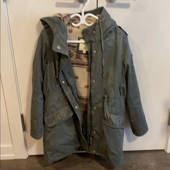 Fall/Winter coat - Picture 5 of 15